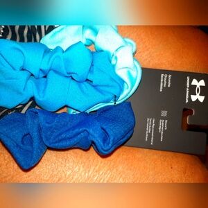 NWT AUTHENTIC GENUINE UNDER ARMOUR HAIR SCRUNCHIES SET OF 3 last day to buy